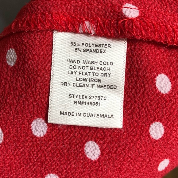 Monteau Polka Dot Scallop Top - Picture 5 of 5